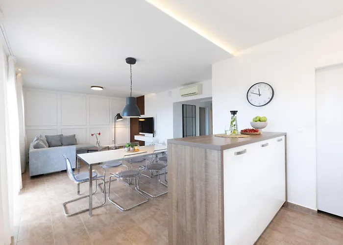 Apartment Sasso Split